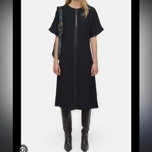 Closed MIDI LENGTH SLEEVE DRESS Black Front/back key hole Size XS NWT